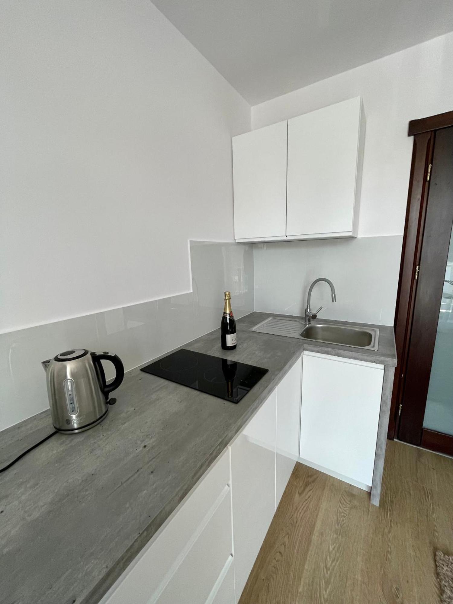 Arenaapartments Гданьск Номер фото
